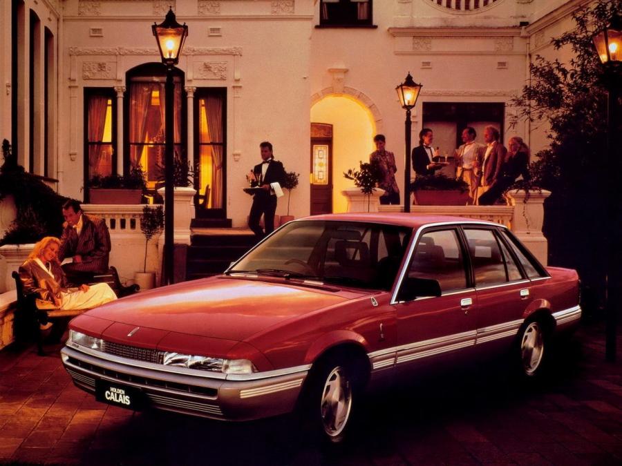  Holden Calais 1986 года  (фото 2 из 3)